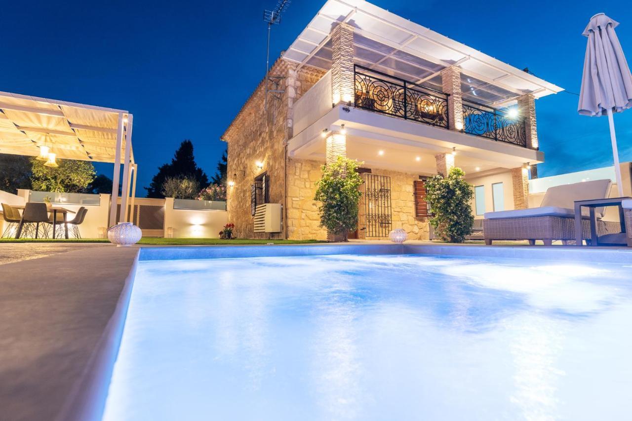 Artemis Luxury Villa Méson Yerakaríon Exterior photo