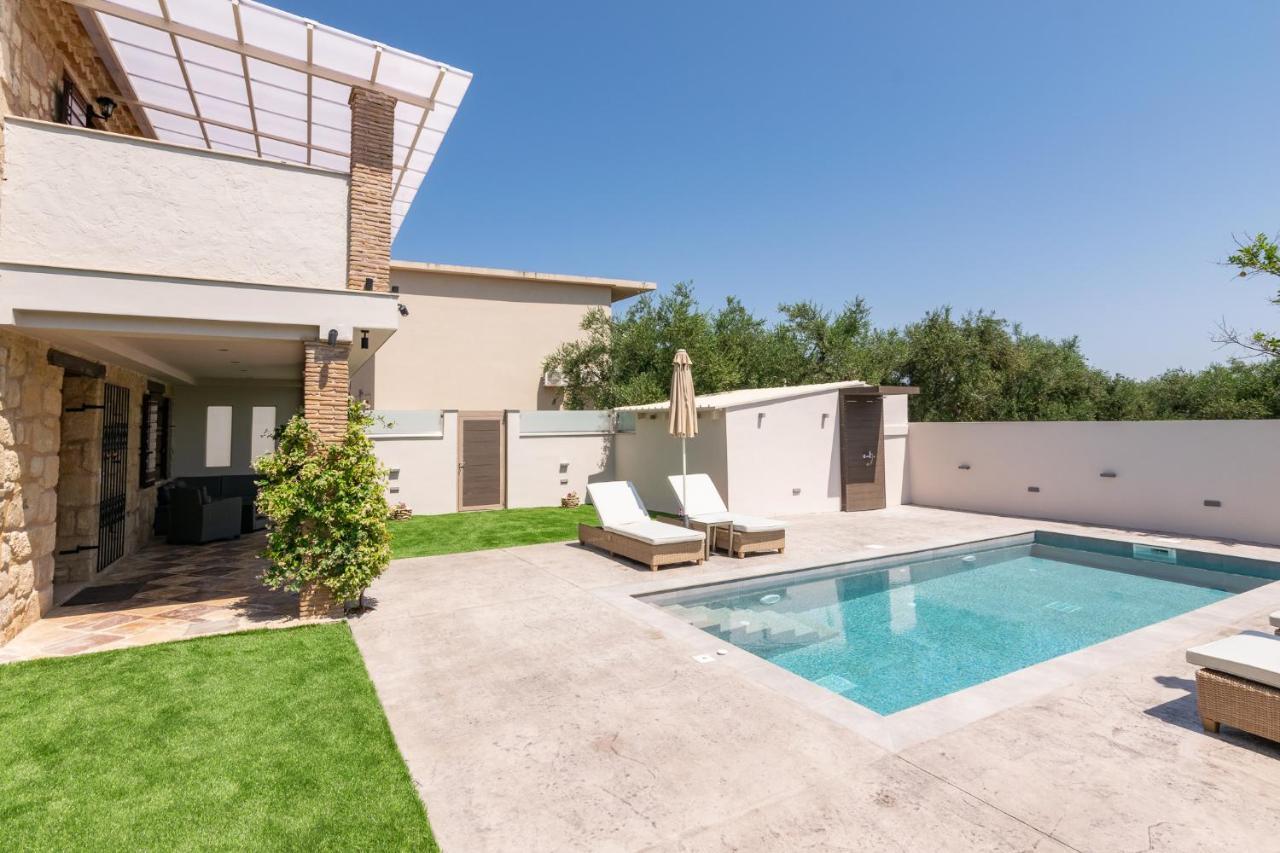 Artemis Luxury Villa Méson Yerakaríon Exterior photo